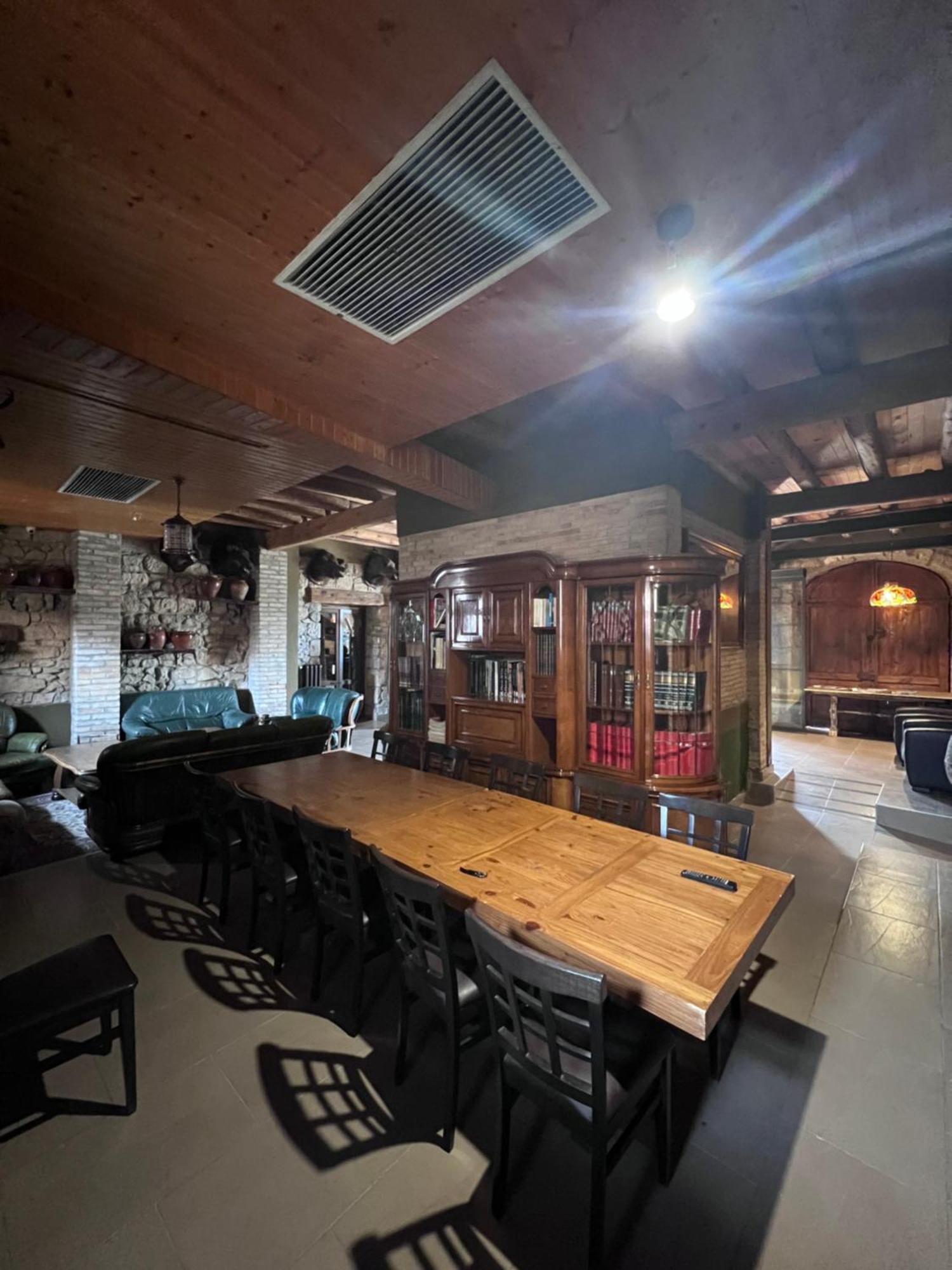 拉加比那达酒店 Torrebeses 外观 照片